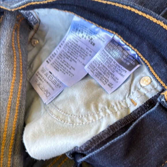 Levi's Women’s 311 Shaping Skinny Jeans Dark Wash like new size 27 - Picture 5 of 13